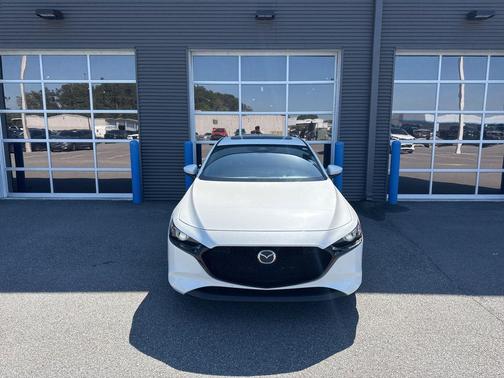 2024 Mazda Mazda3 FWD w/Premium Package
