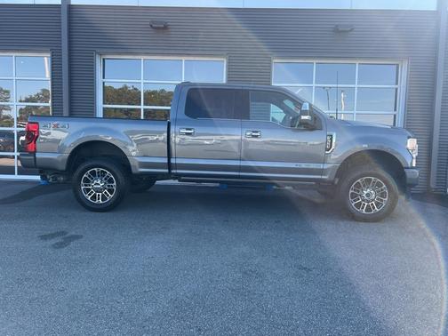 2022 Ford F-350 Platinum