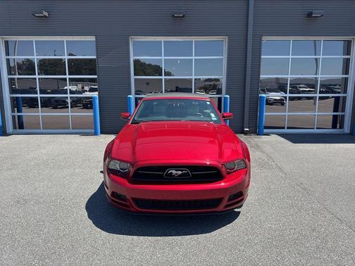 Black 2013 Ford Mustang V6 Premium
