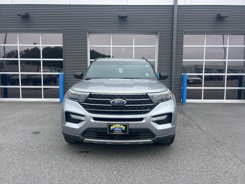 Iconic Silver Metallic 2020 Ford Explorer XLT