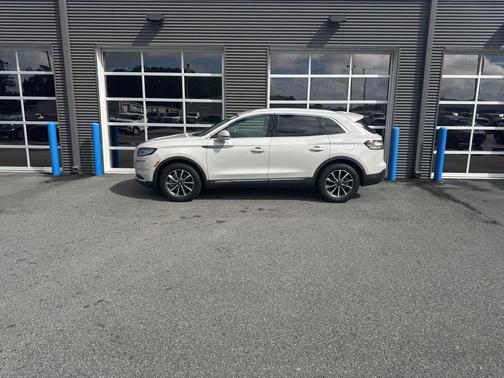 2021 Lincoln Nautilus Standard