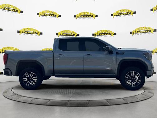 Sterling Metallic 2023 GMC Sierra 1500 AT4