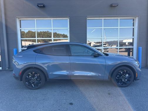 2024 Ford Mustang Mach-E Select