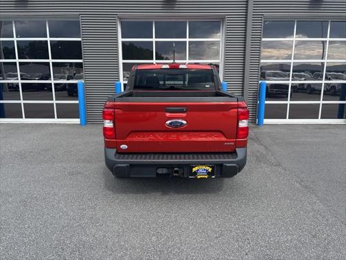 2023 Ford Maverick Lariat