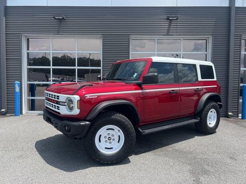 Ruby Red Metallic Tinted Clearcoat 2025 Ford Bronco Heritage Edition