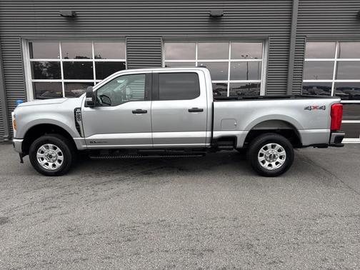 2024 Ford F-250 XLT