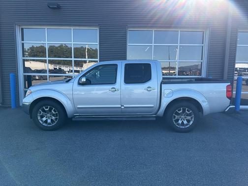 2019 Nissan Frontier SL