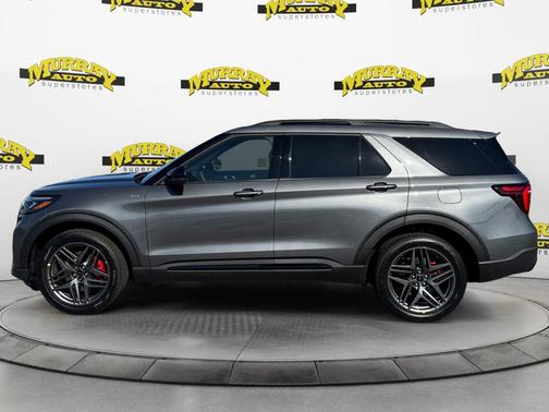 Carbonized Gray Metallic 2026 Ford Explorer ST-Line