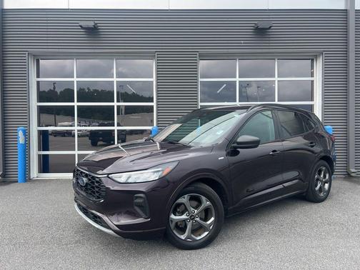 Cinnabar Red Metallic Premium Colorant 2023 Ford Escape ST-Line