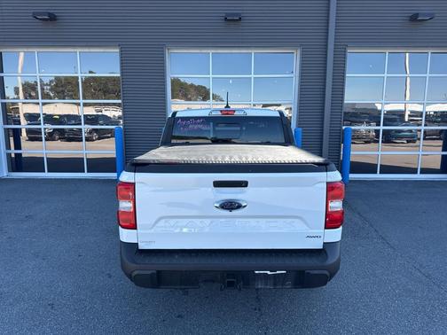 2023 Ford Maverick Lariat