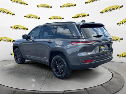 2024 Jeep Grand Cherokee Altitude
