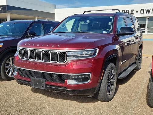 2023 Jeep Wagoneer Base