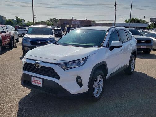 Super White 2020 Toyota RAV4 XLE