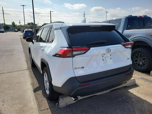 Super White 2020 Toyota RAV4 XLE