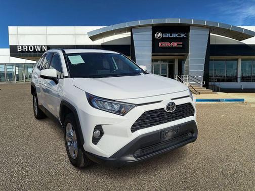 Super White 2020 Toyota RAV4 XLE