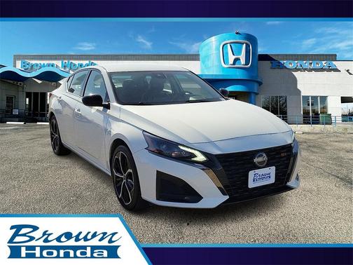 2024 Nissan Altima 2.5 SR