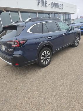 2023 Subaru Outback Touring