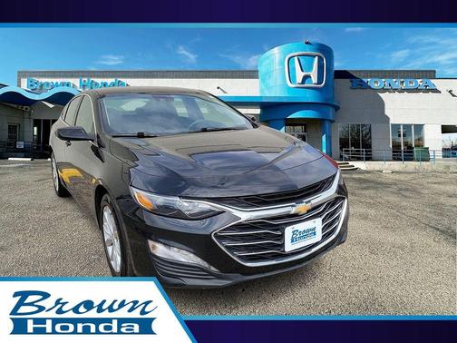 Mosaic Black Metallic 2024 Chevrolet Malibu LT