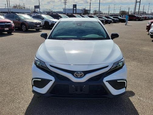 2022 Toyota Camry 