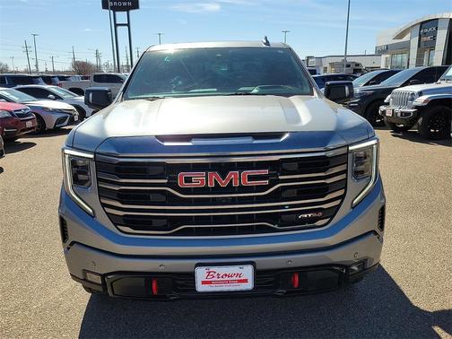 2024 GMC Sierra 1500 AT4