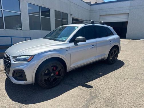 Florett Silver Metallic 2024 Audi Q5 45 S line quattro Premium