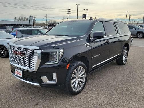 2022 GMC Yukon XL Denali