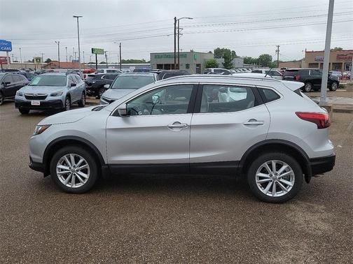 2018 Nissan Rogue Sport SV