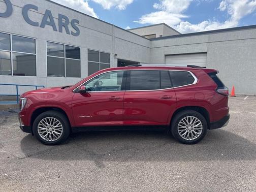 2024 GMC Acadia Denali