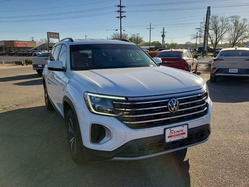 2024 Volkswagen Atlas 2.0T SE