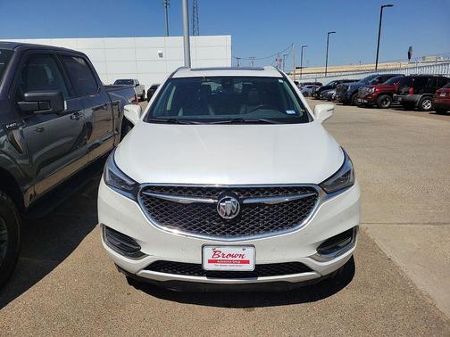 White Frost Tri-Coat 2021 Buick Enclave Avenir