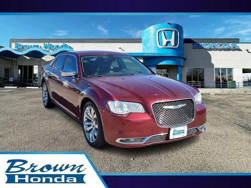 Velvet Red Pearlcoat 2019 Chrysler 300 Limited