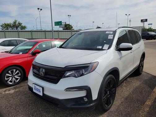 Platinum White 2022 Honda Pilot Special Edition