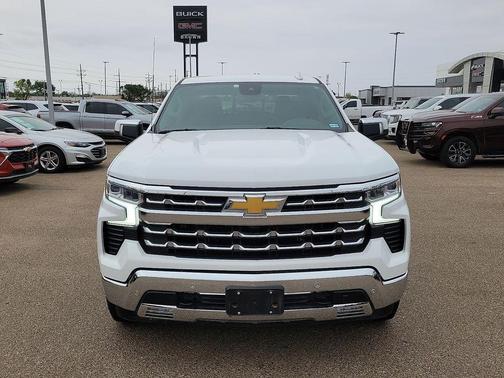 Summit White 2022 Chevrolet Silverado 1500 LTZ