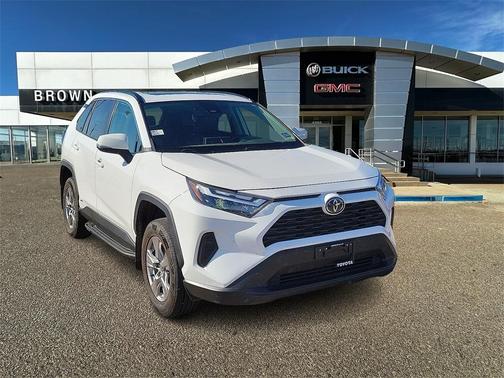 2022 Toyota RAV4 Hybrid XLE