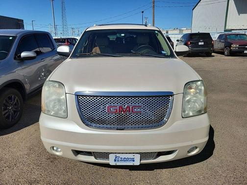 2011 GMC Yukon XL 1500 Denali