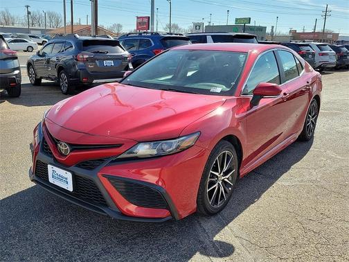 2024 Toyota Camry SE