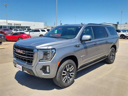 2022 GMC Yukon XL AT4