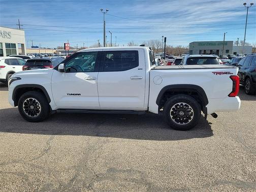 2022 Toyota Tundra SR5