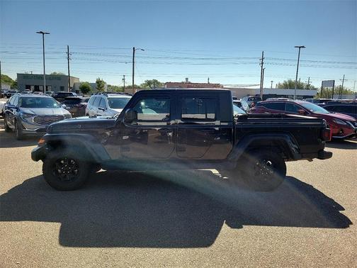 2023 Jeep Gladiator Sport