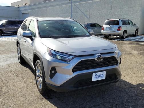 2023 Toyota RAV4 XLE Premium