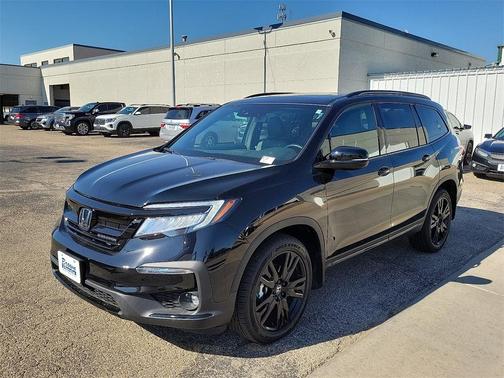 2022 Honda Pilot Black Edition