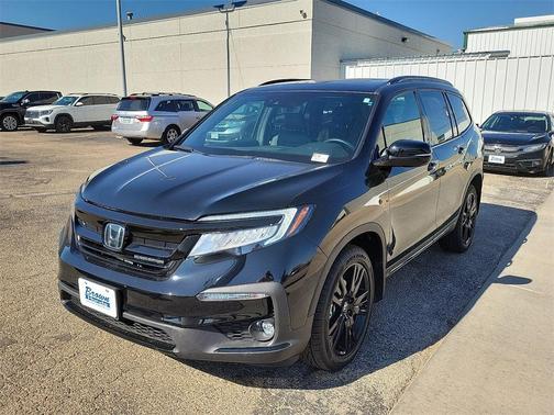2022 Honda Pilot Black Edition