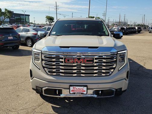 Dune 2026 GMC Sierra 1500 Denali