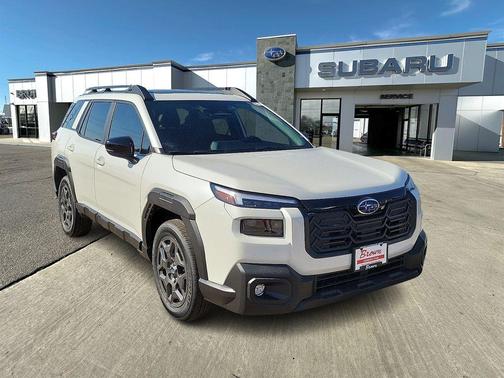 Crystal White Pearl 2026 Subaru Outback Premium