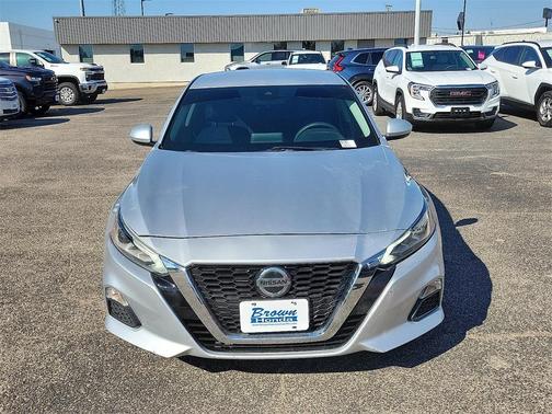 2021 Nissan Altima 2.5 SV