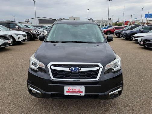 Crystal Black Silica 2018 Subaru Forester 2.5i Touring