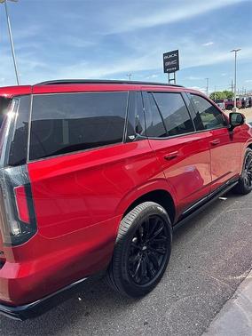 2023 Cadillac Escalade Sport Platinum