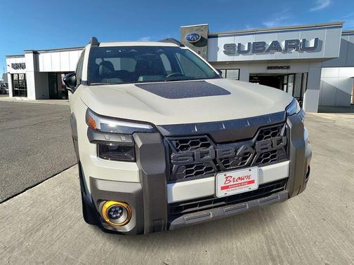Crystal White Pearl 2026 Subaru Outback Wilderness