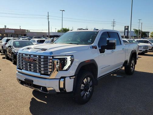 Summit White 2024 GMC Sierra 2500 Denali