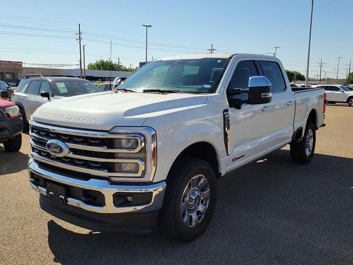 White Metallic 2025 Ford F-250 King Ranch